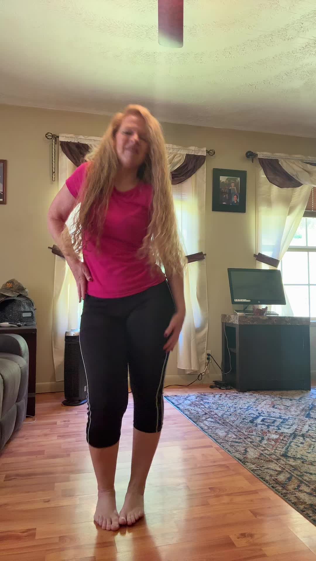 @Gg