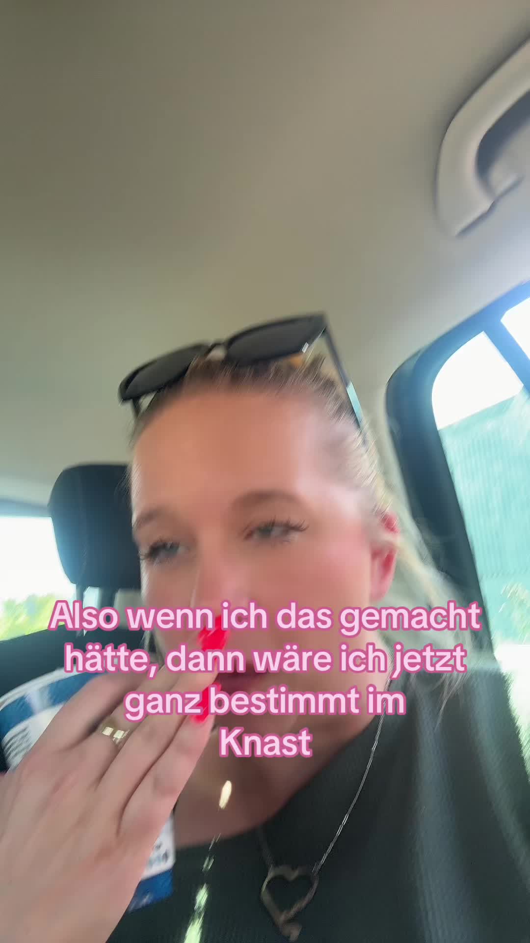 @kriskiss