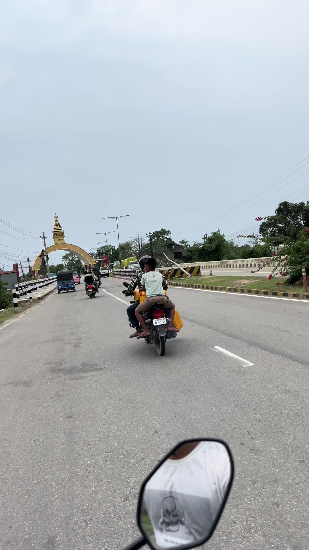 @Mr....M🇳🇵