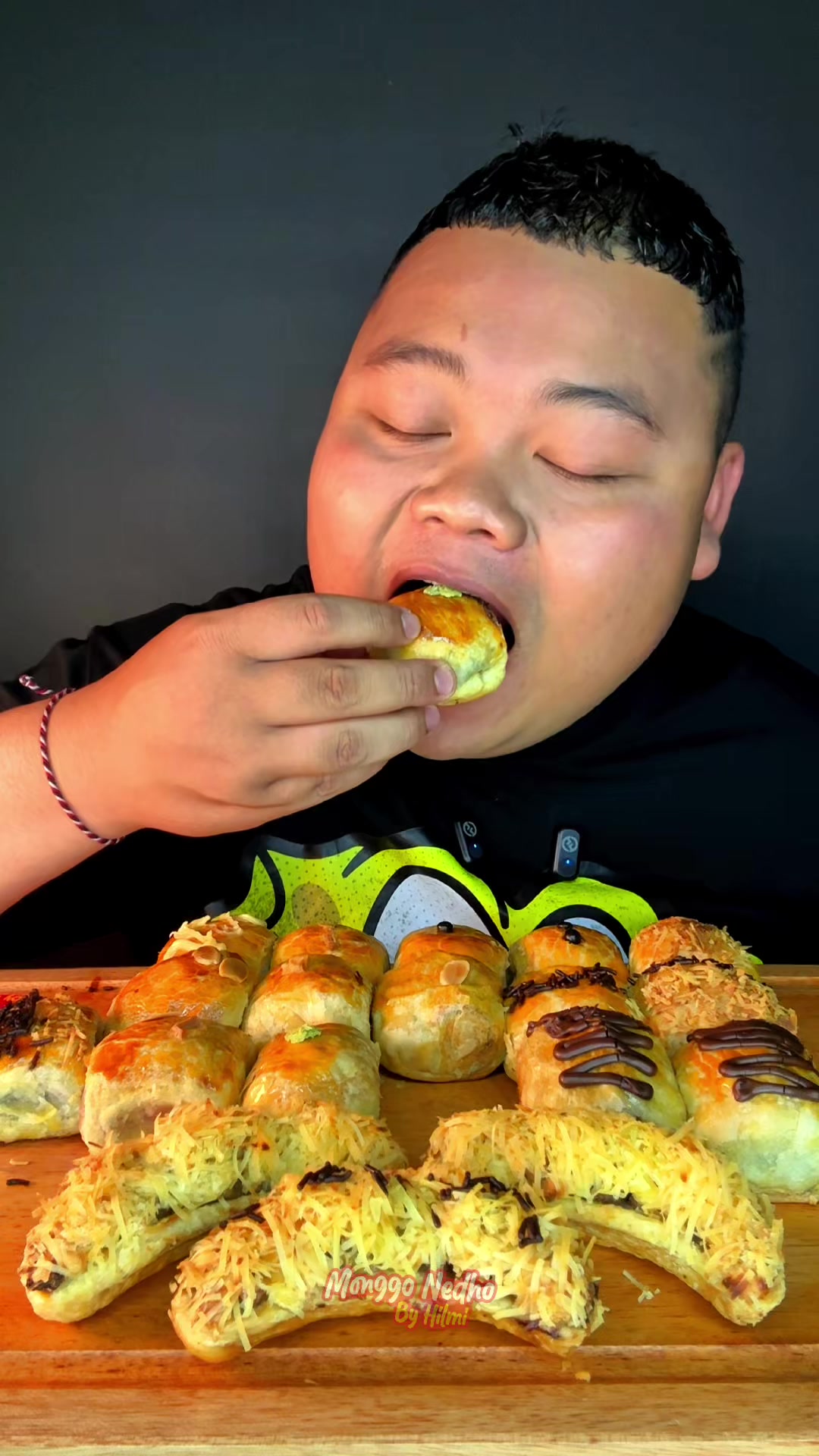 @Monggonedho