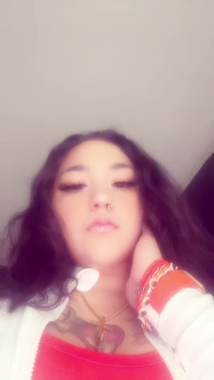 @Pookiee101