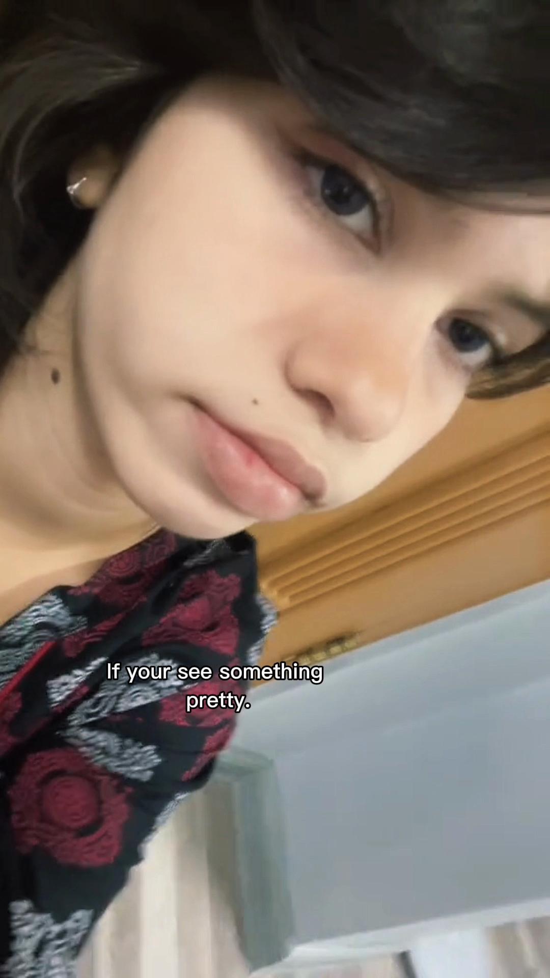 @𝒩