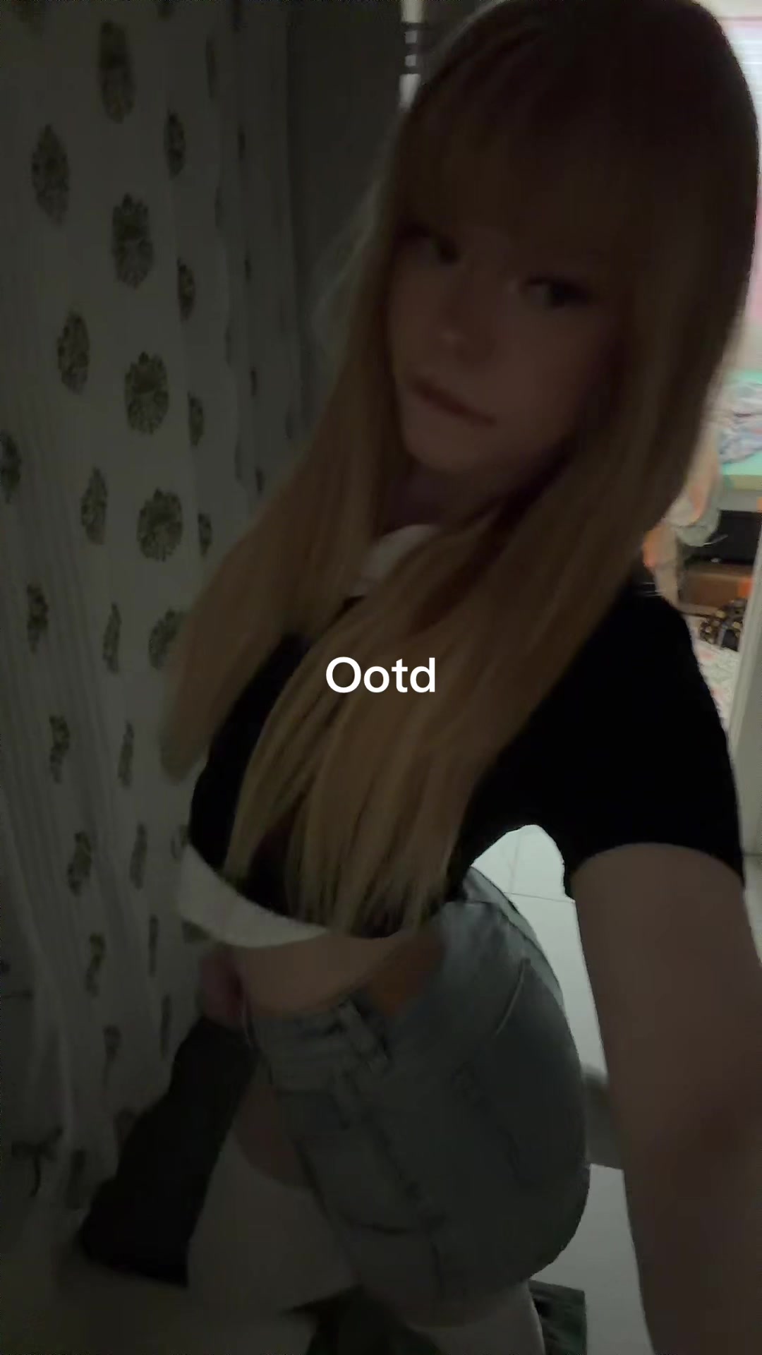 @redcharlotte
