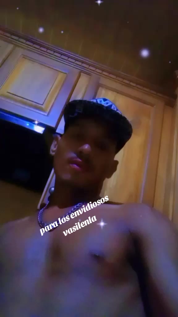 @El moreno ojos claro🇹🇹🇹🇹