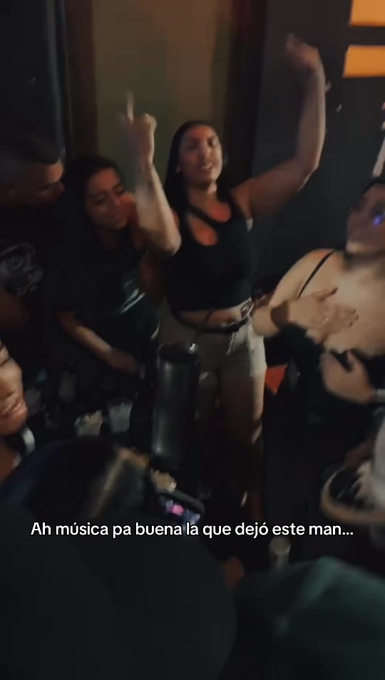 @Sara Michelle👩🏽🦋
