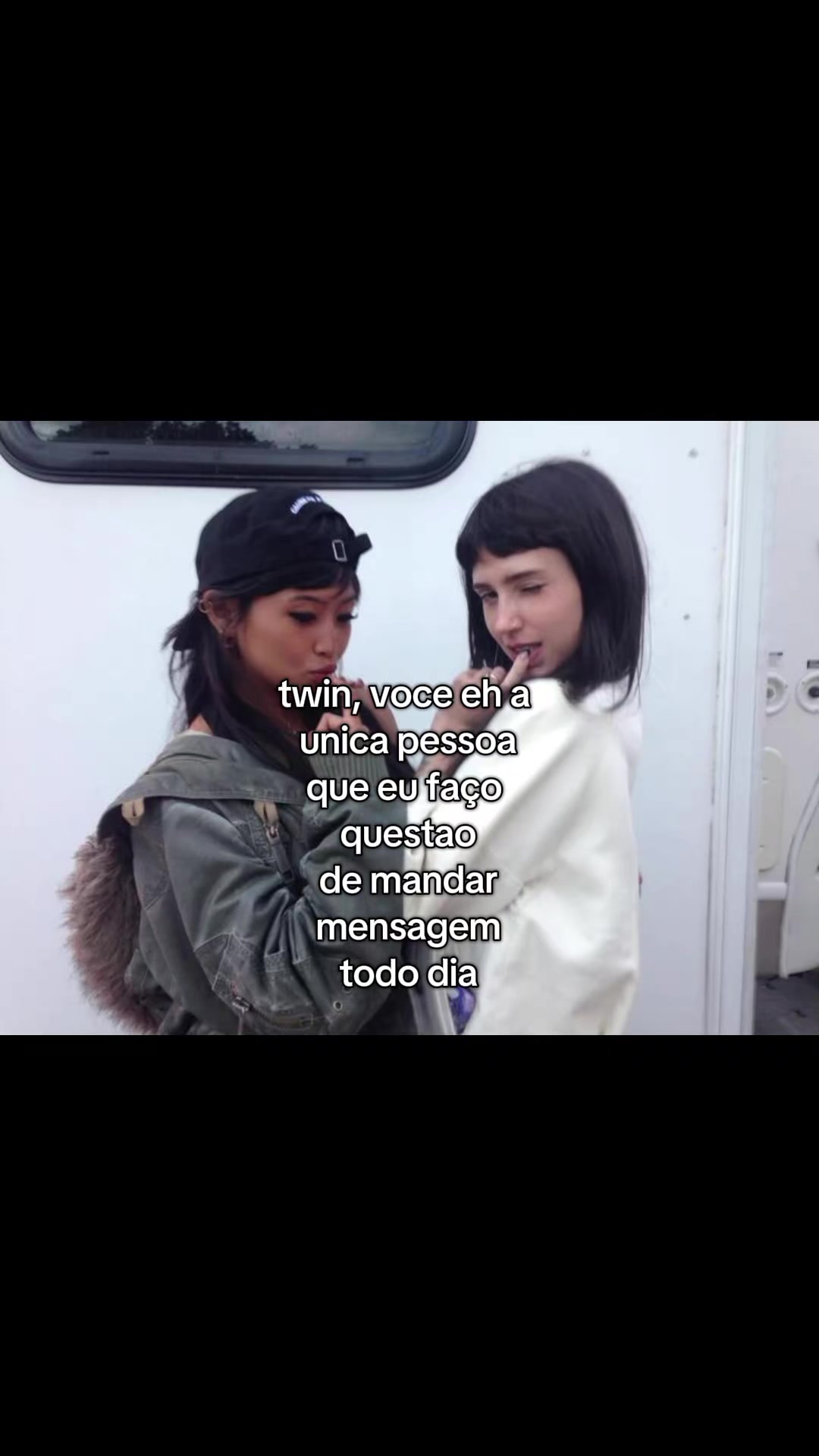 @elle