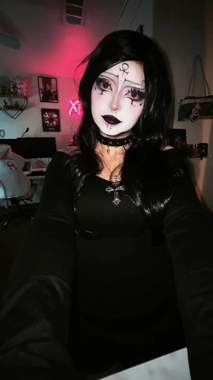 @HkQuinn