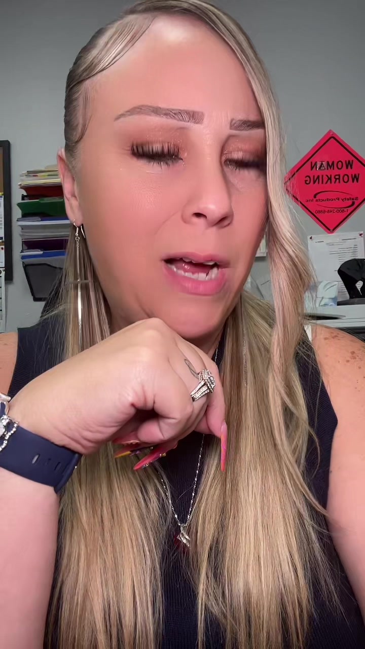 @Nicole