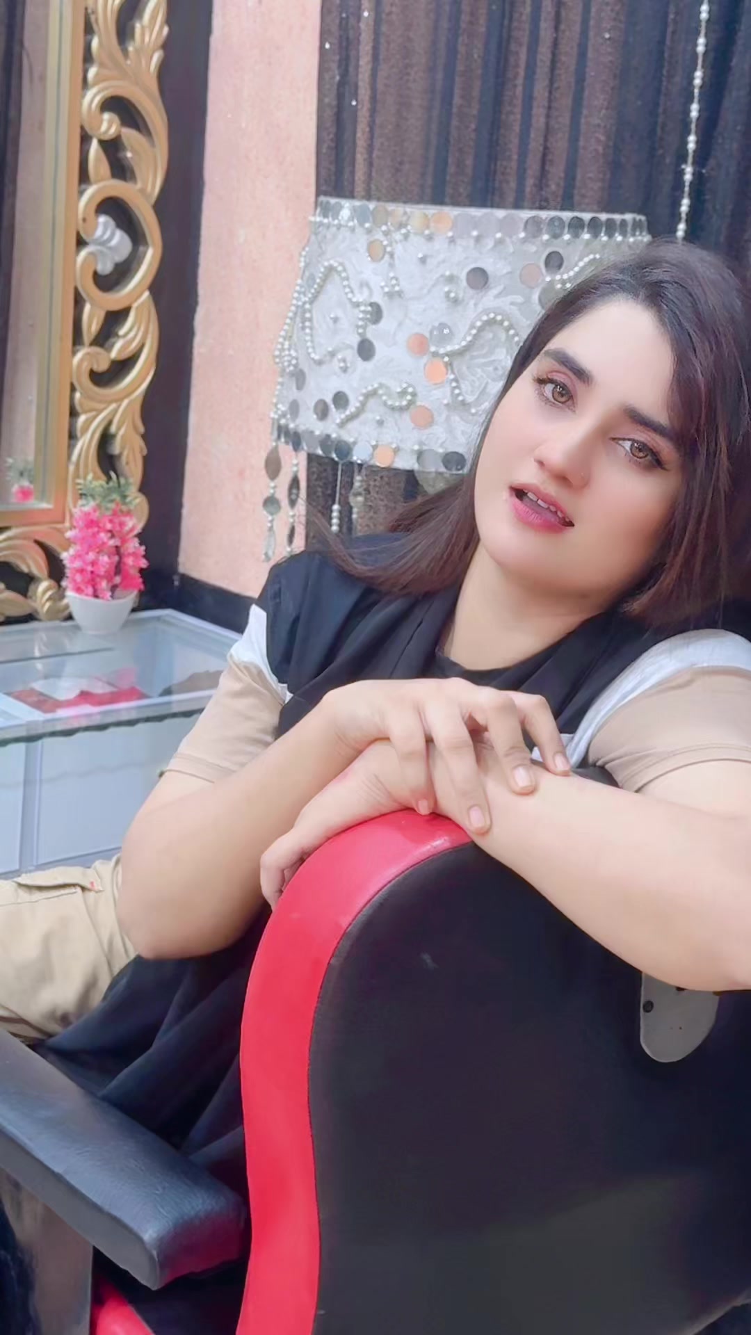 @Asiya khan