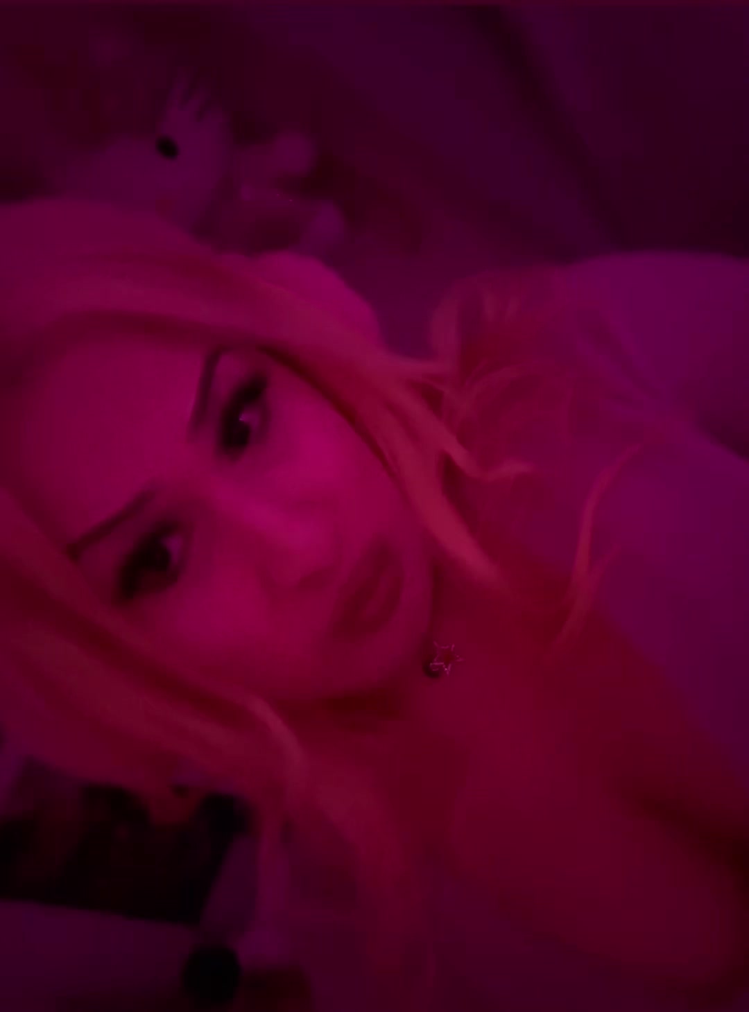 @Sophie<3