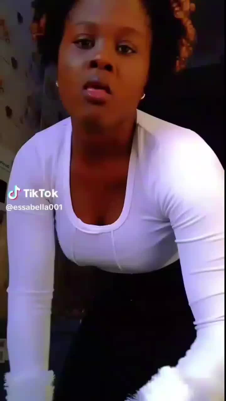 @Essabella