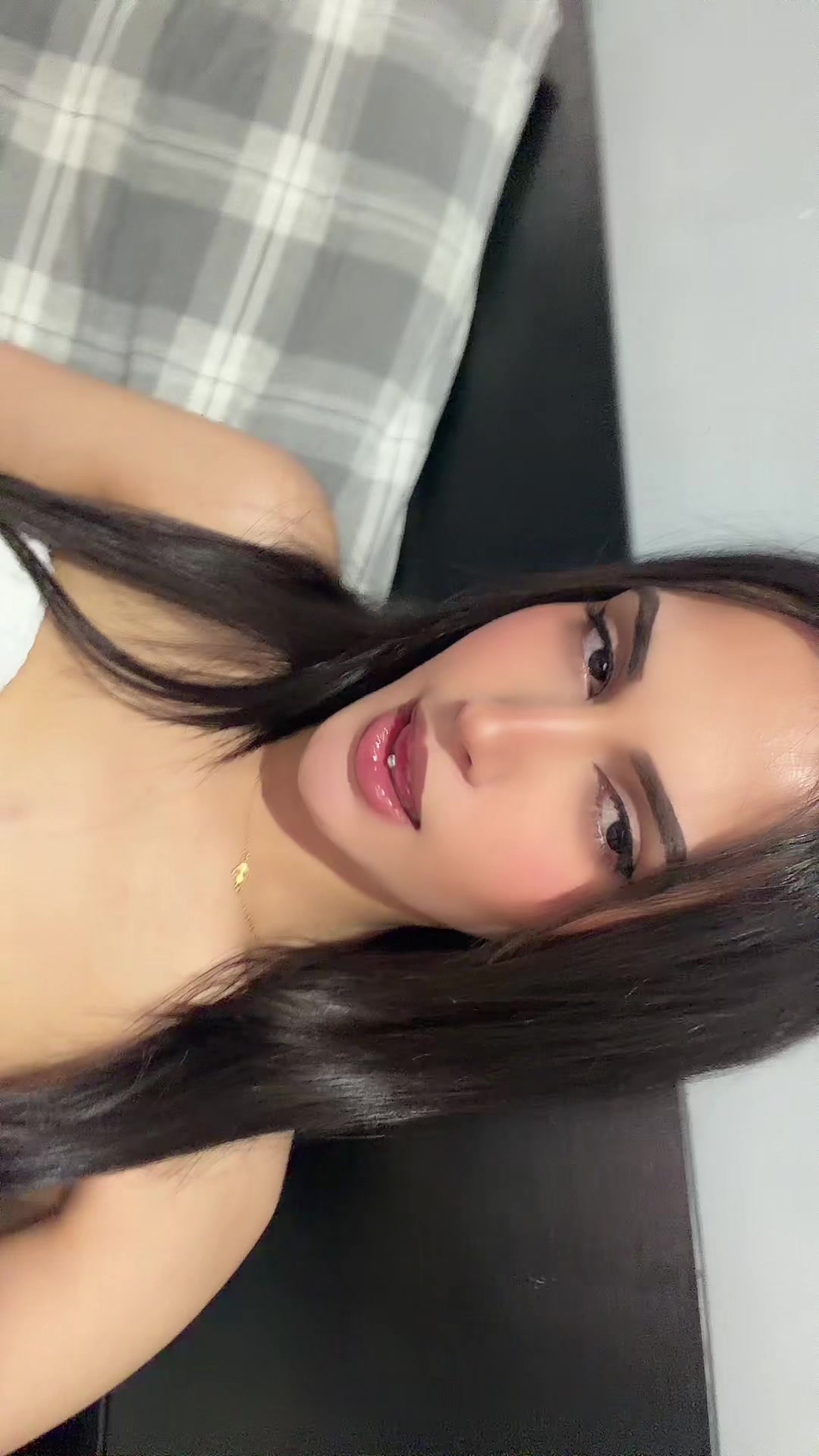 @Lmeryoula.04