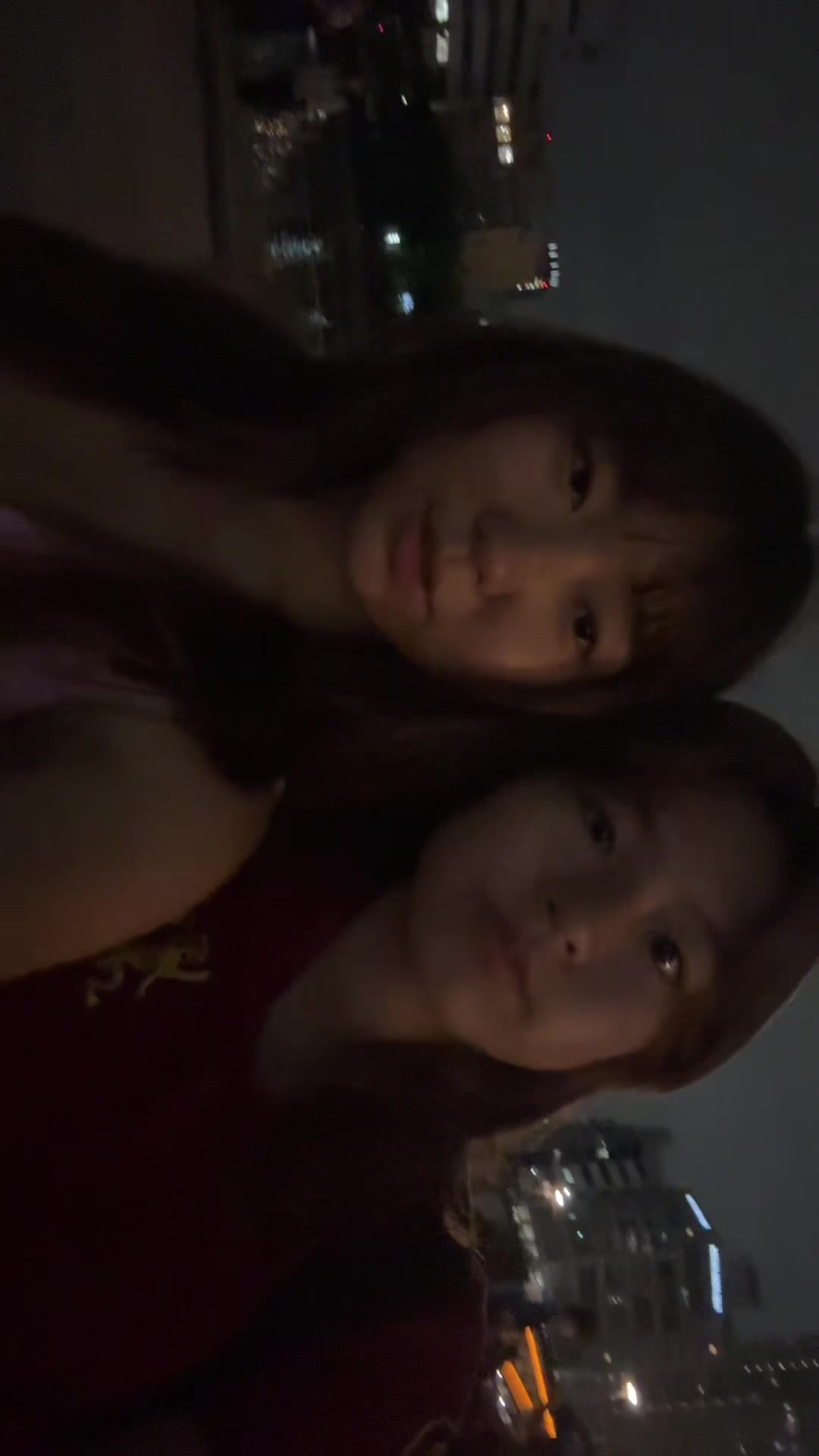 @helenxhw_
