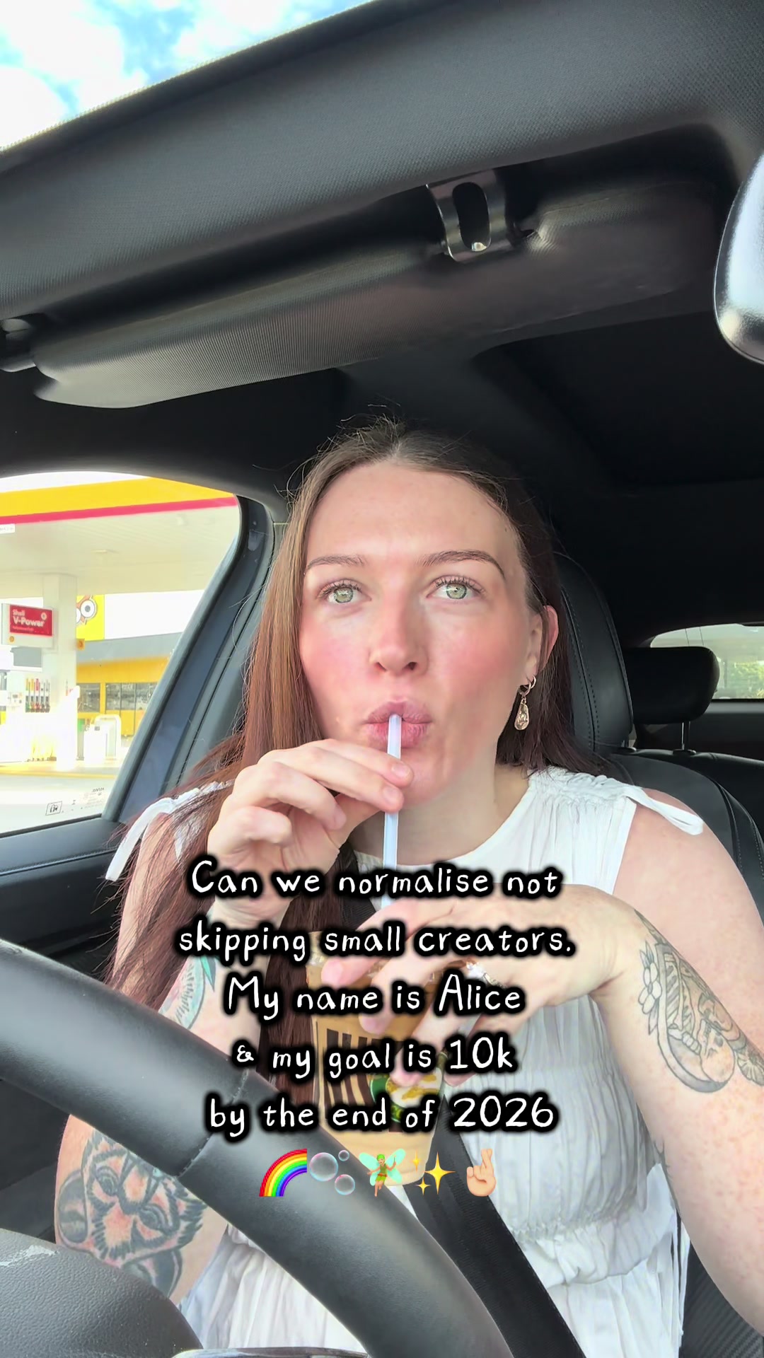 @alicemutch_