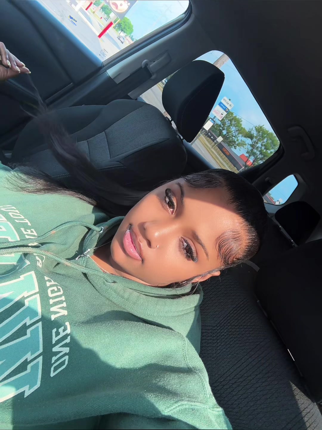 @beautifulthugg3rgirll