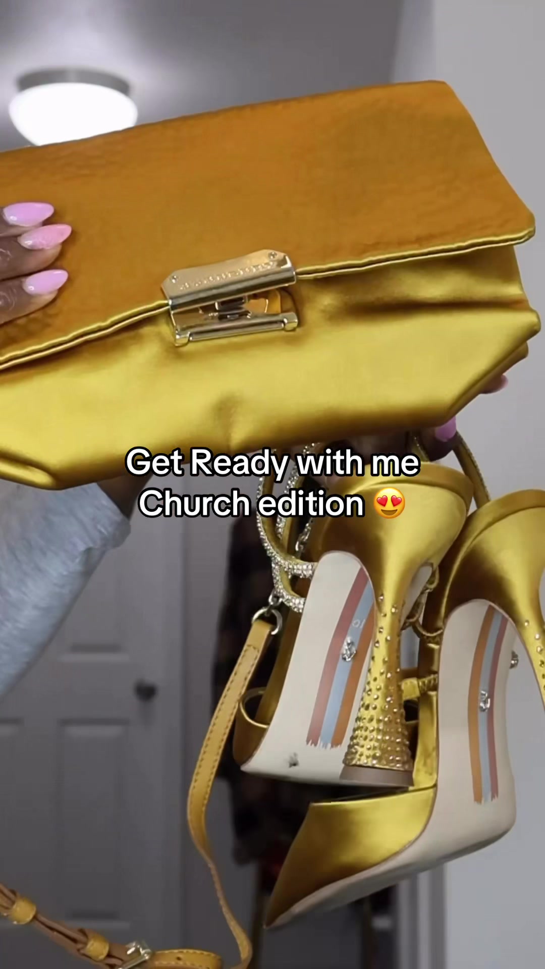 @Demi