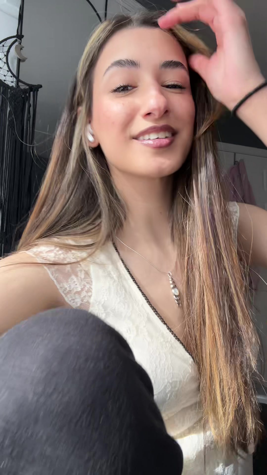 @bella🪬