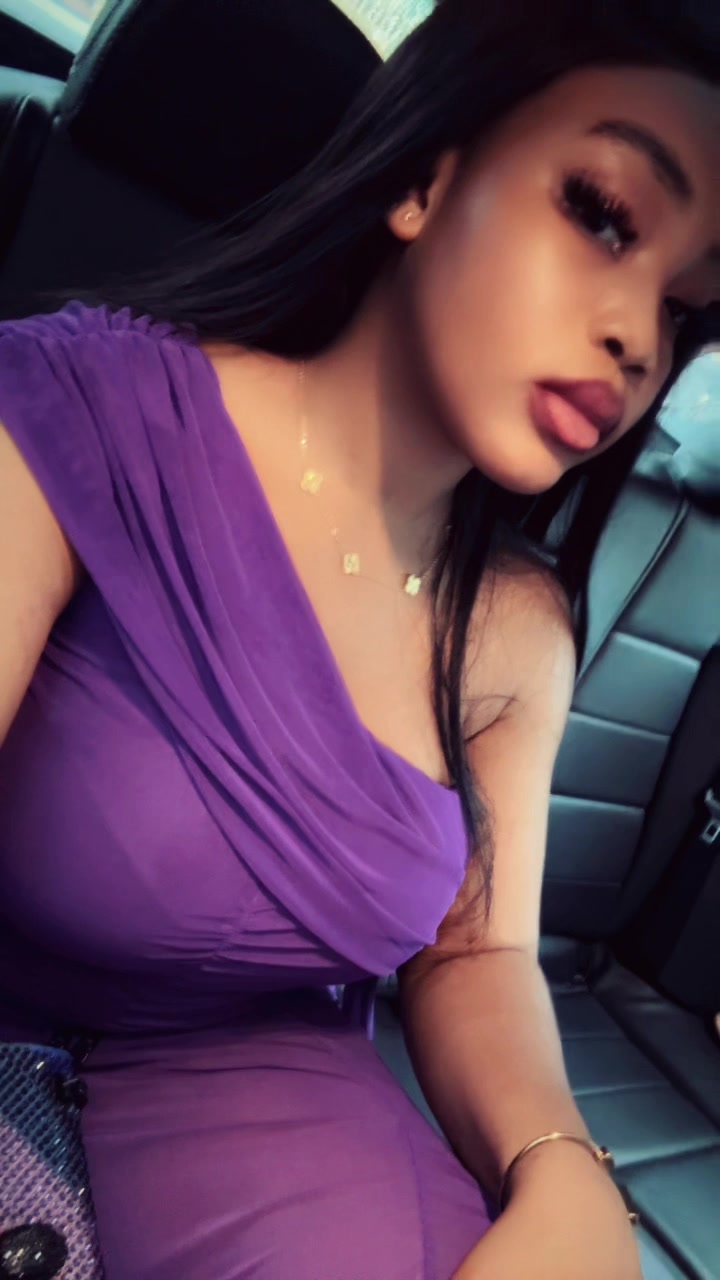 @Helen ᥫ᭡