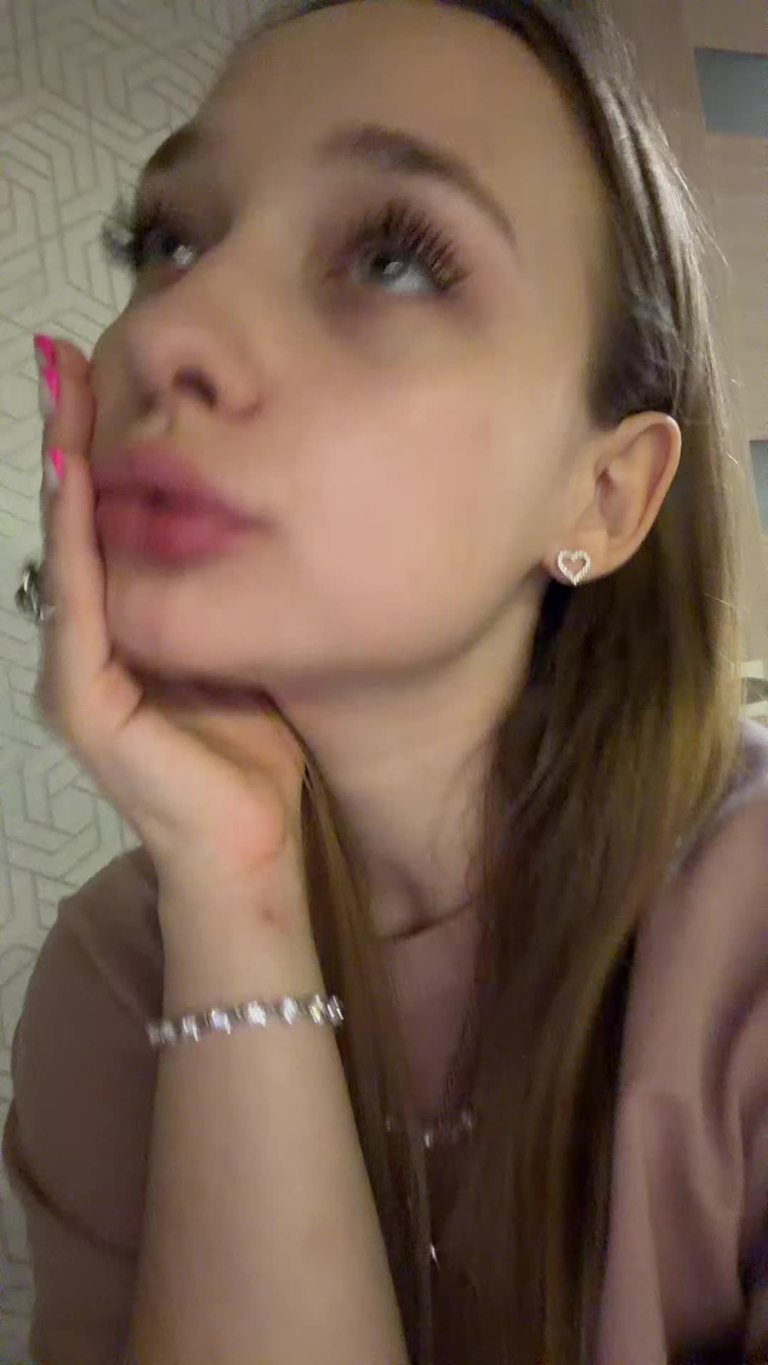 @taya treep ♡