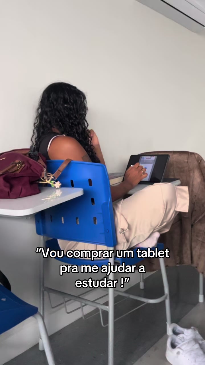 @Indiazinha