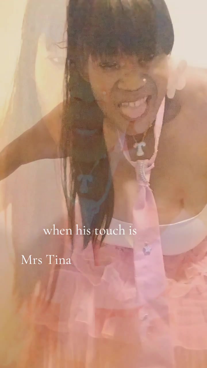 @MrsTina 💋