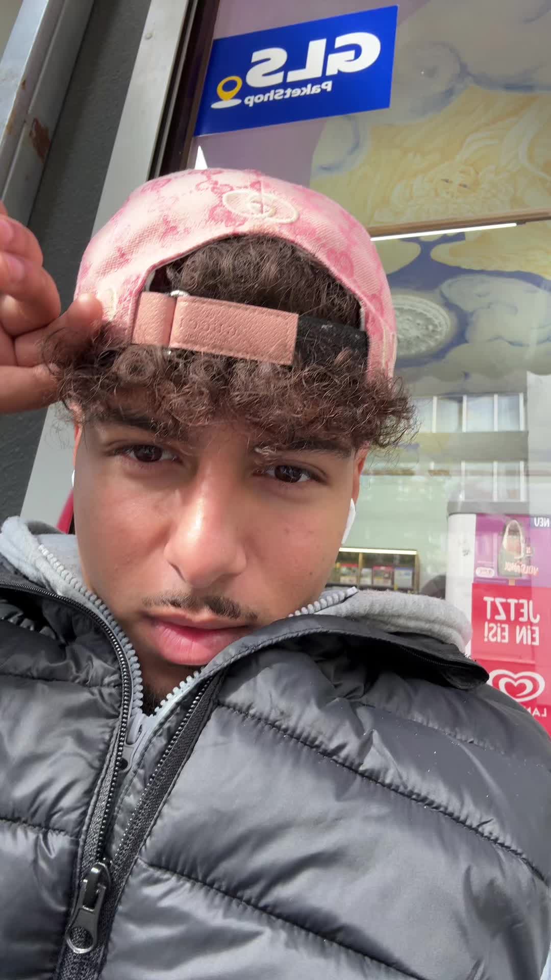 @𝑆𝑎𝑚𝑖