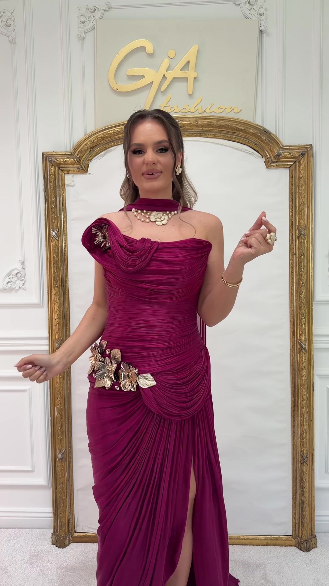 @Gia Fashion