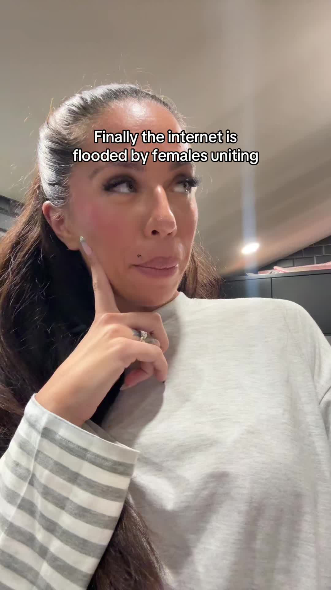 @yazhadfield