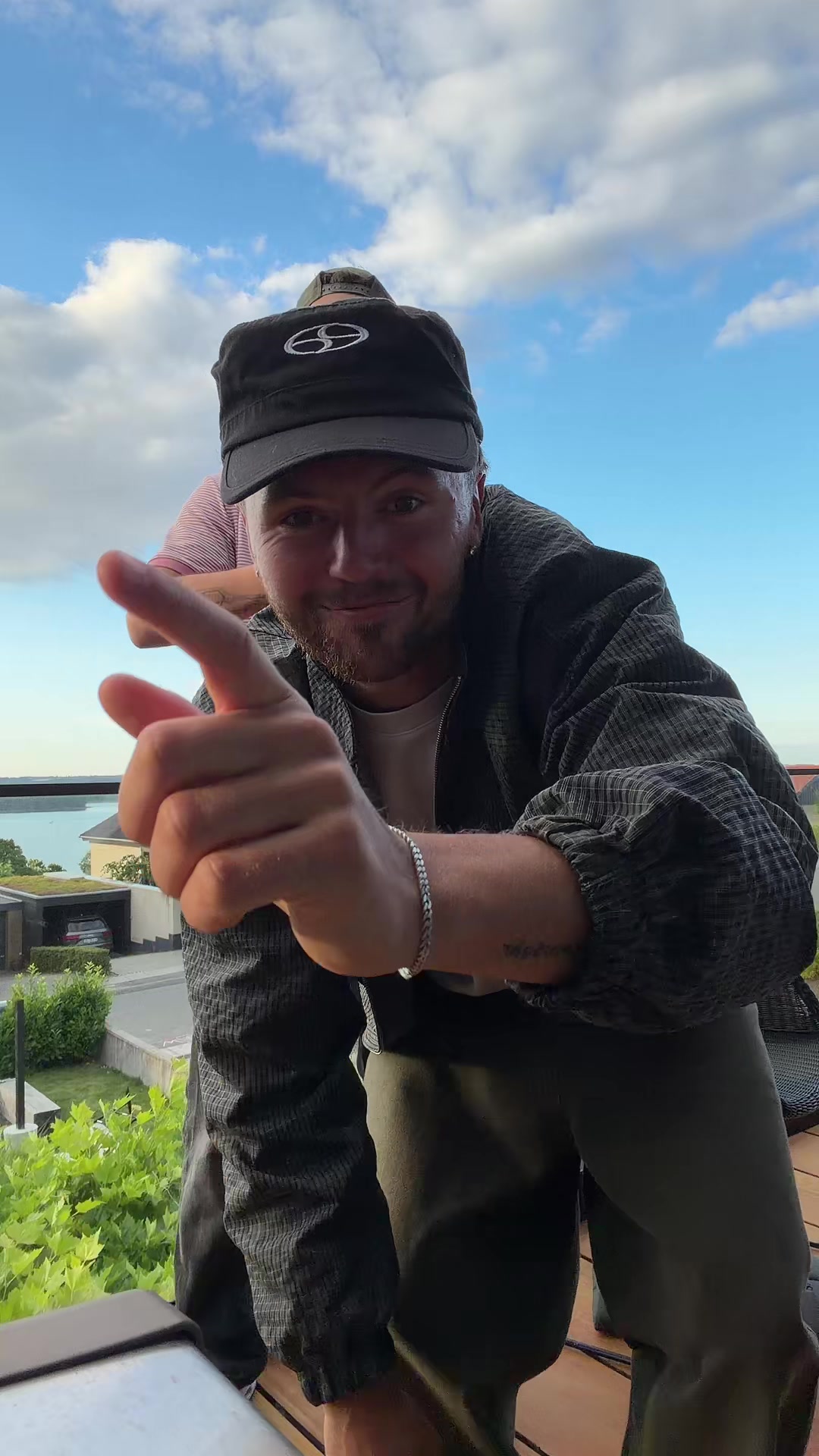 @Jon Vejlemand