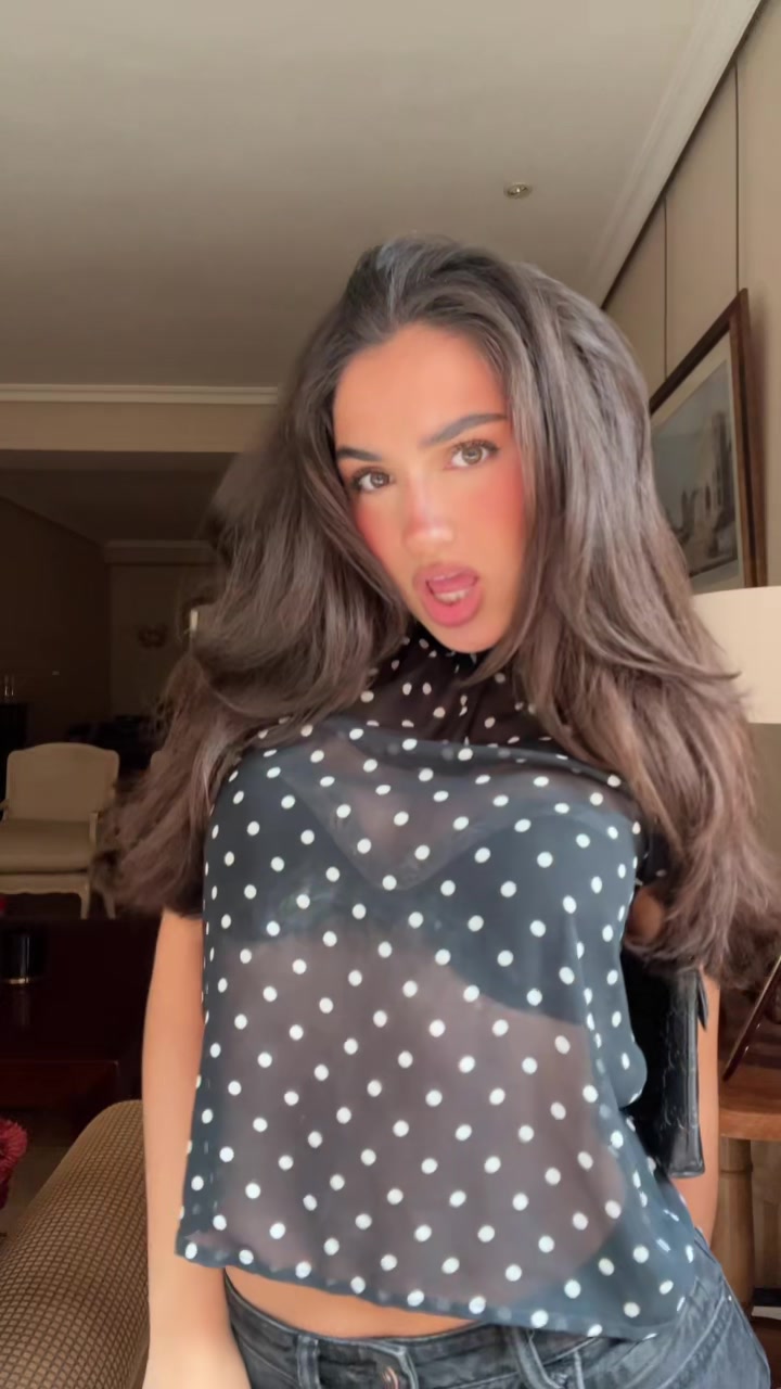 @maría