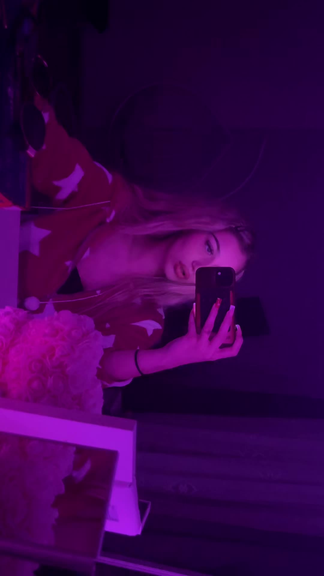 @Nika🖤