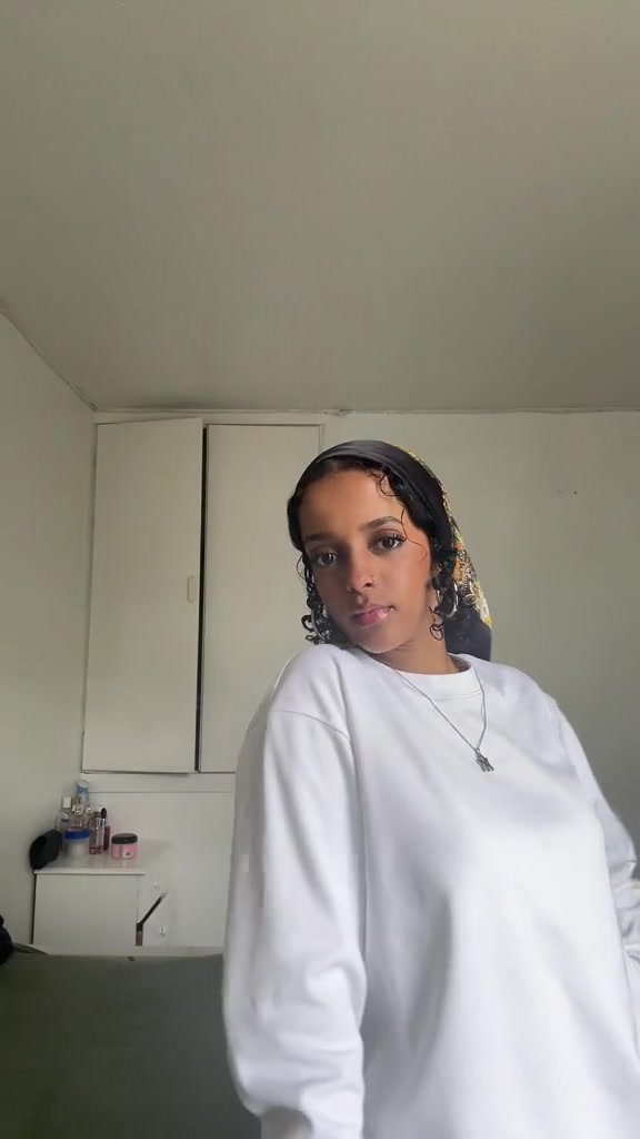 @n ꨄ