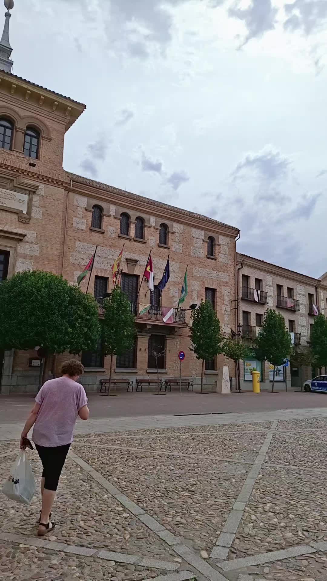 @SeñoritaEsme