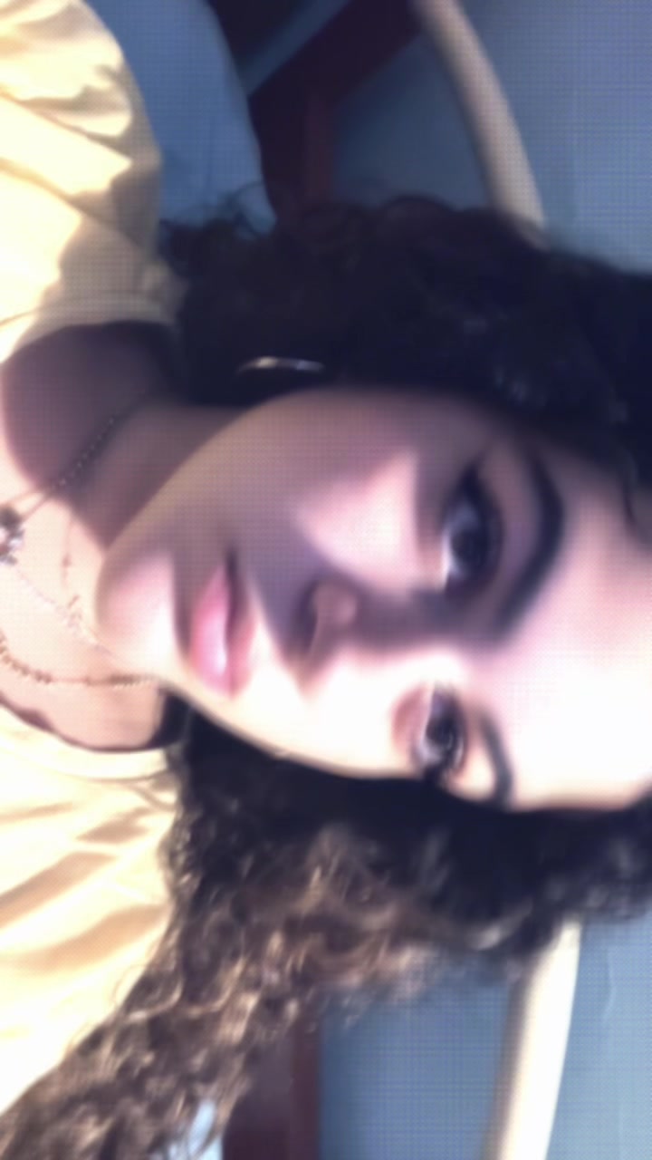 @azzurrad_