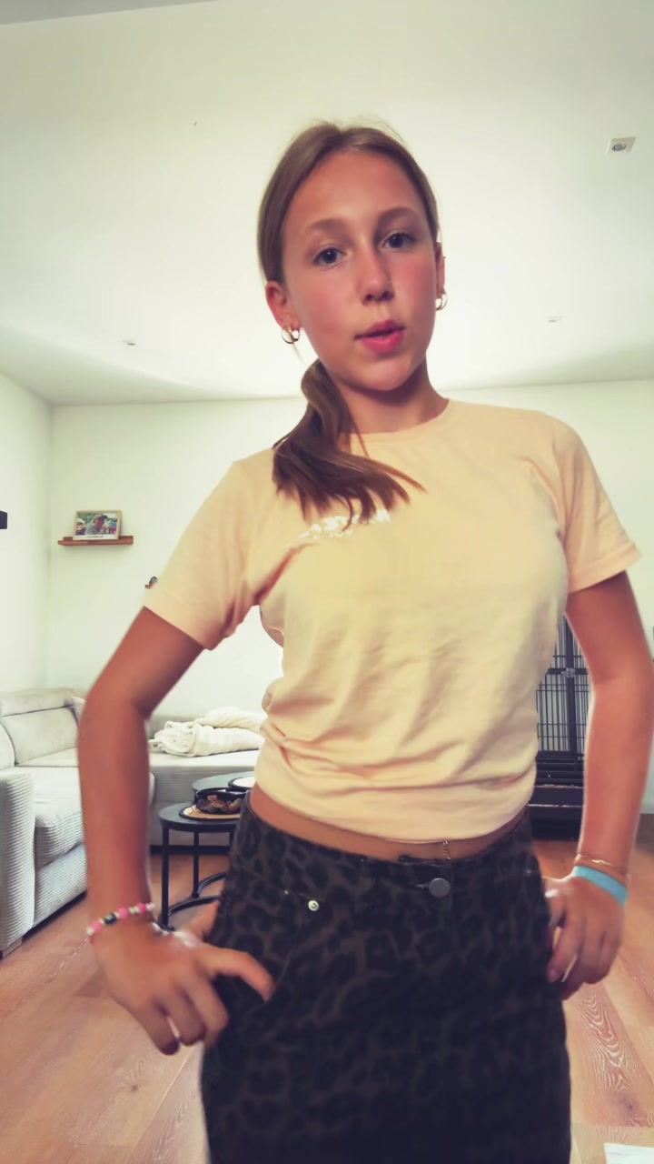 @vali_dance.acc