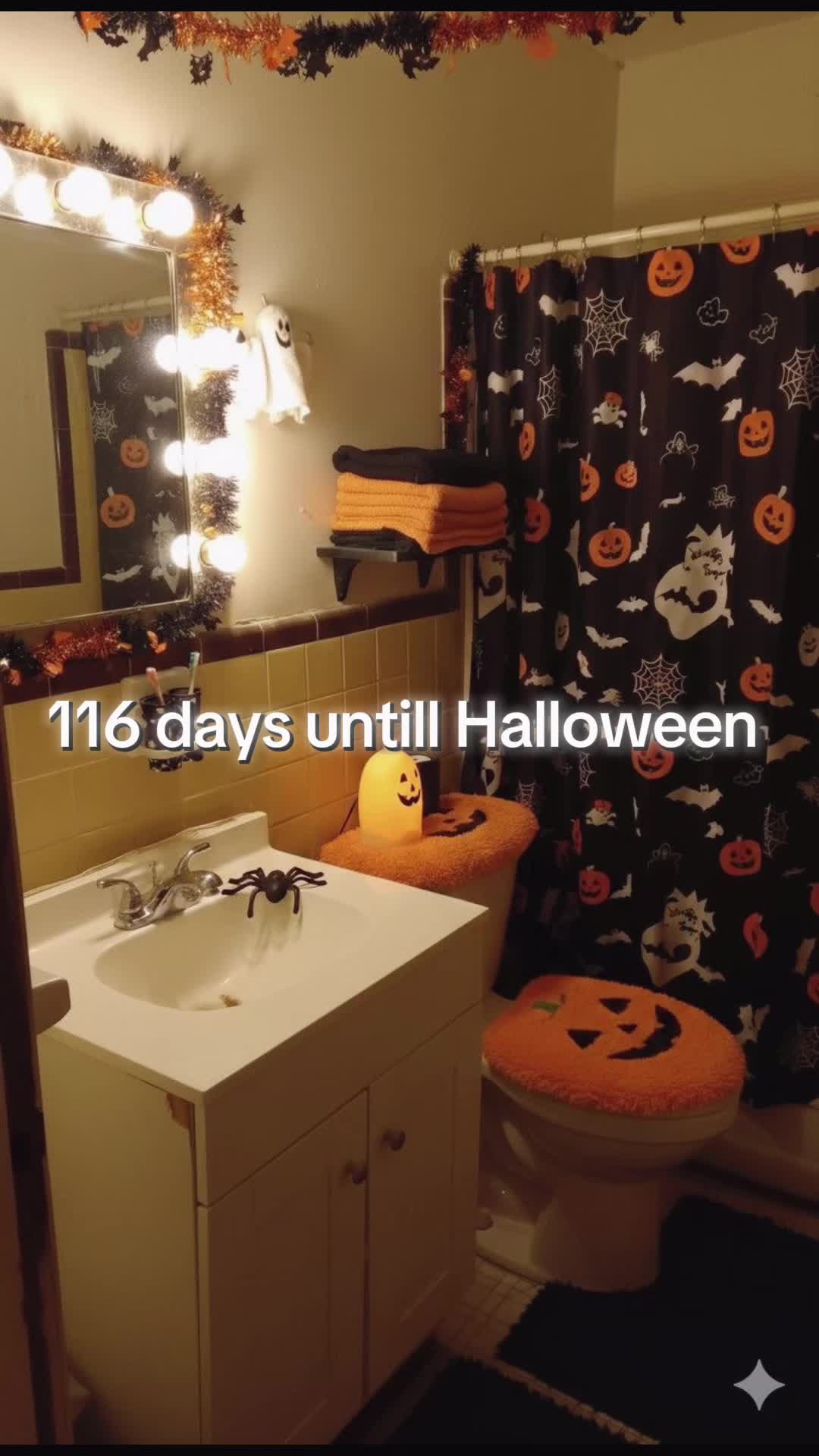 @_katiexlee_