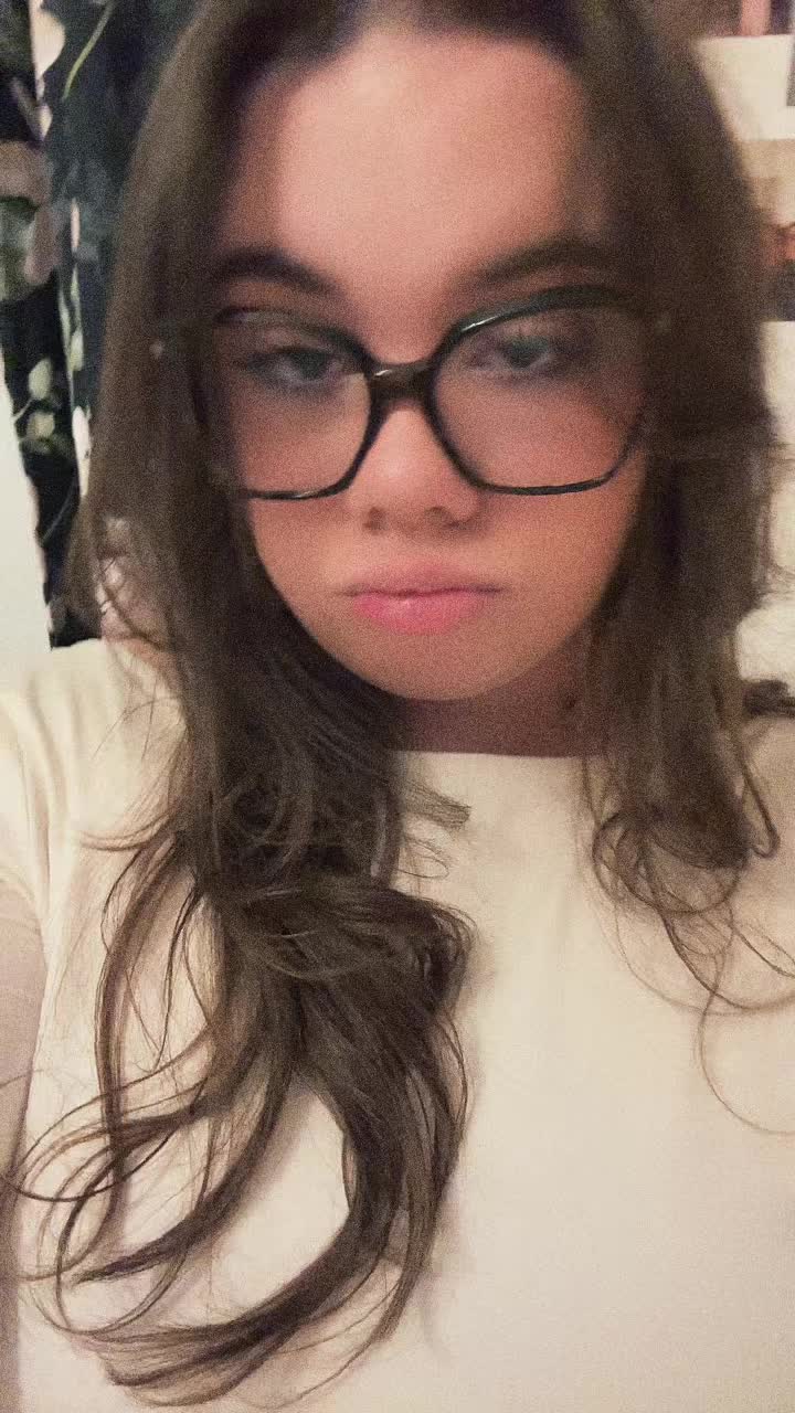 @isa <33