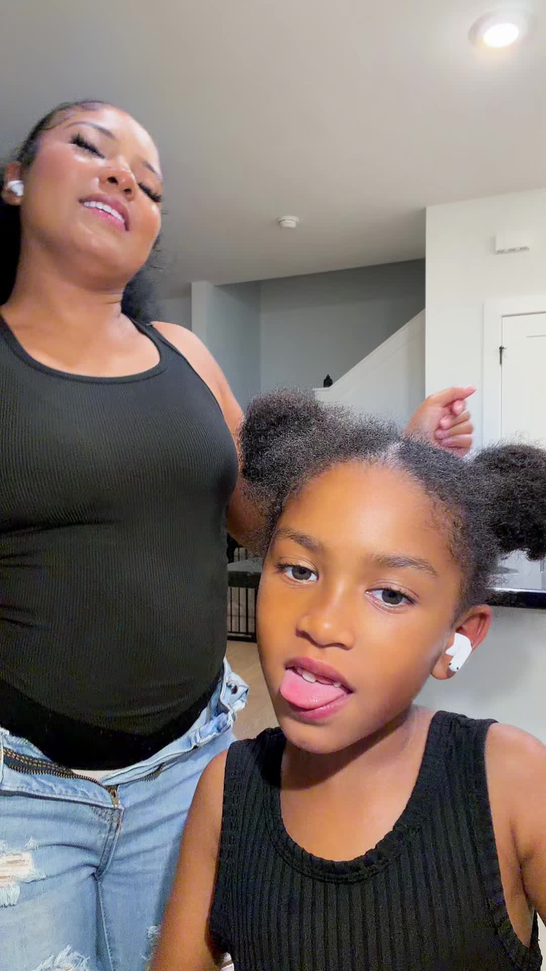 @Angela