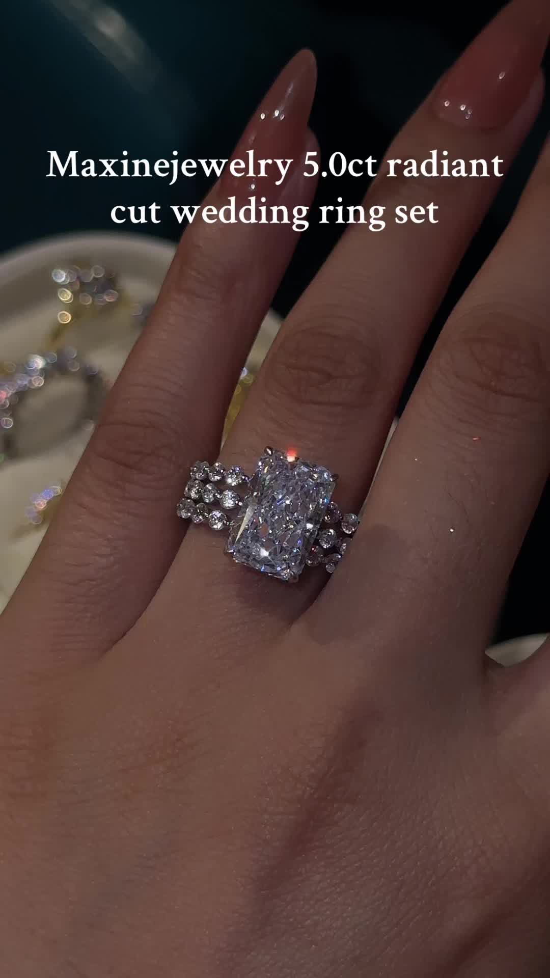 @Maxinejewelry_official