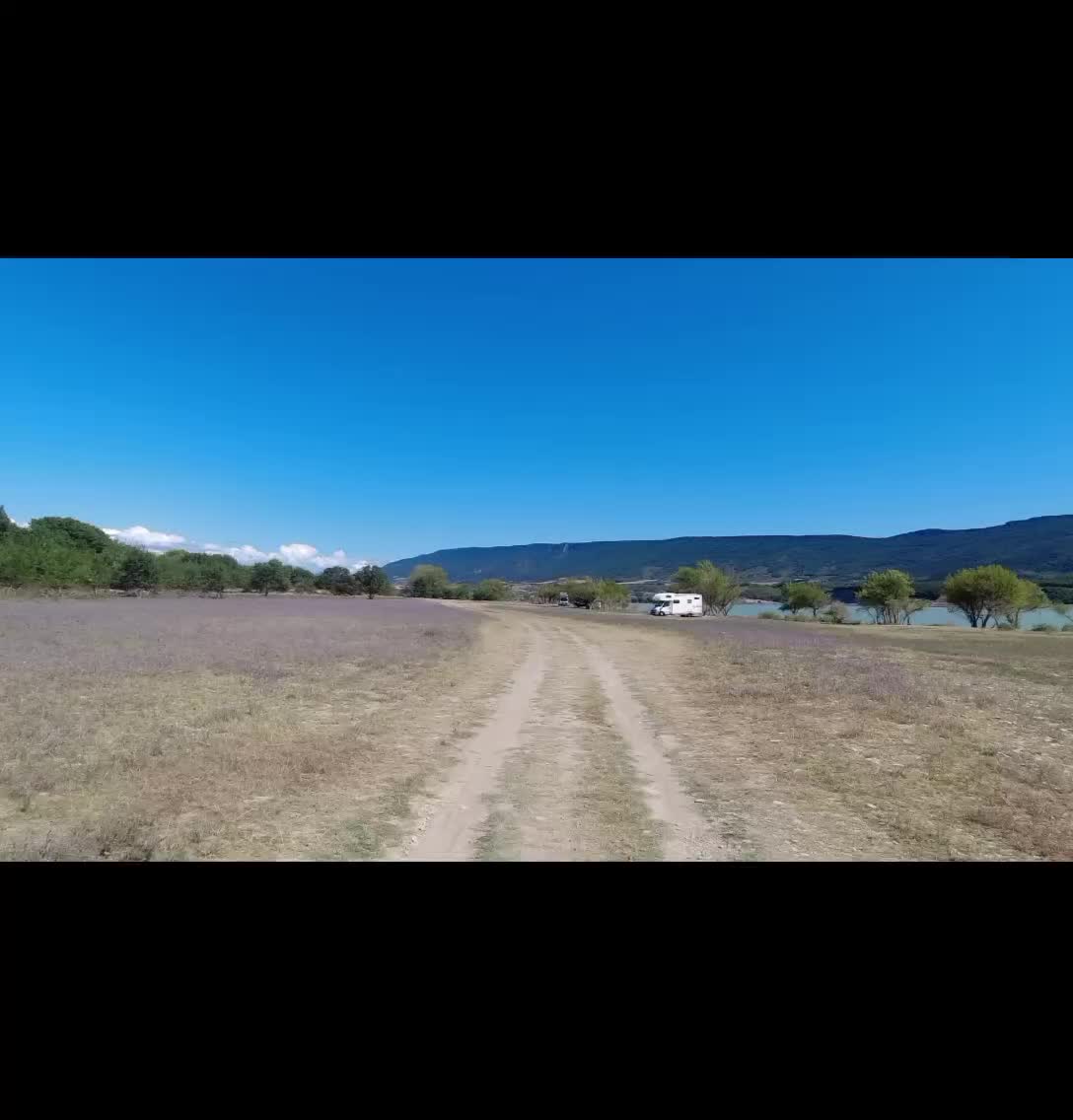 @DesdeFuera