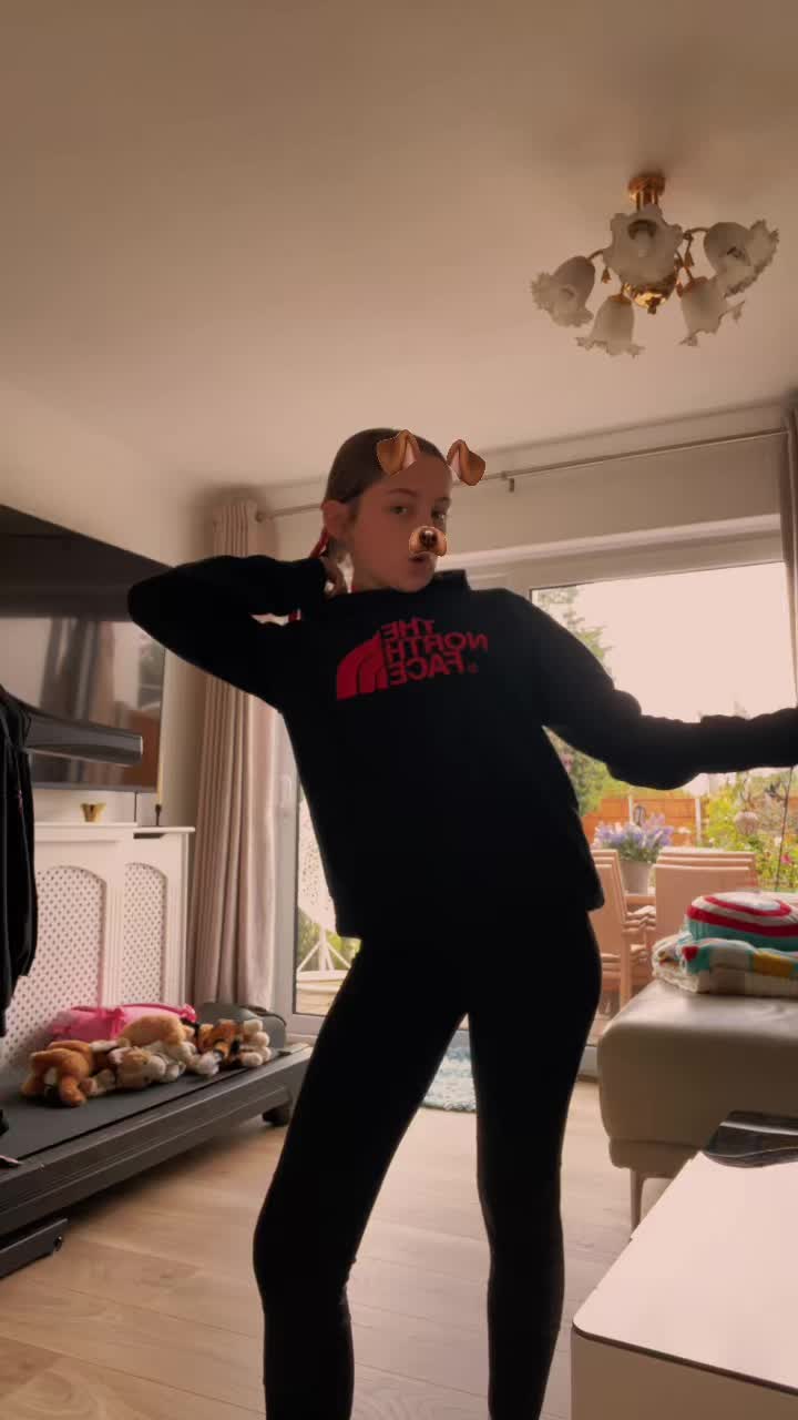 @Olivia🇦🇱🥥🌸