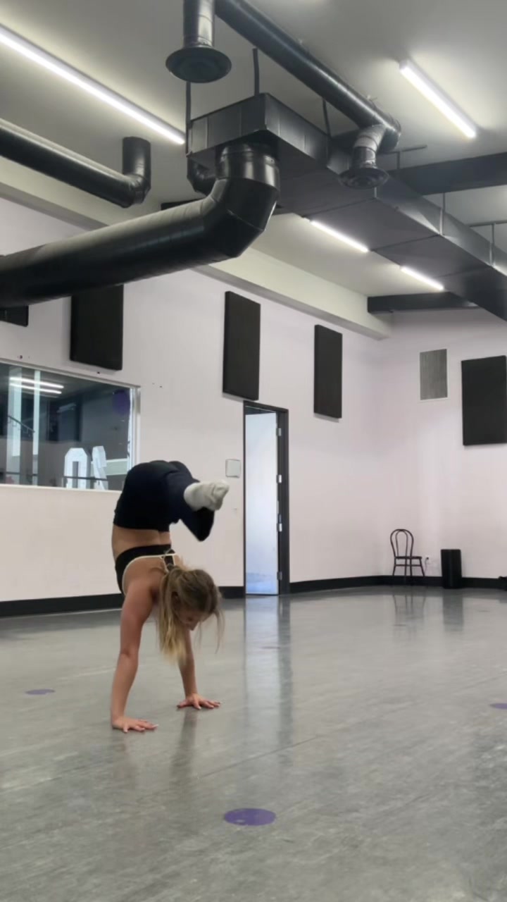 @catherineclaytonn