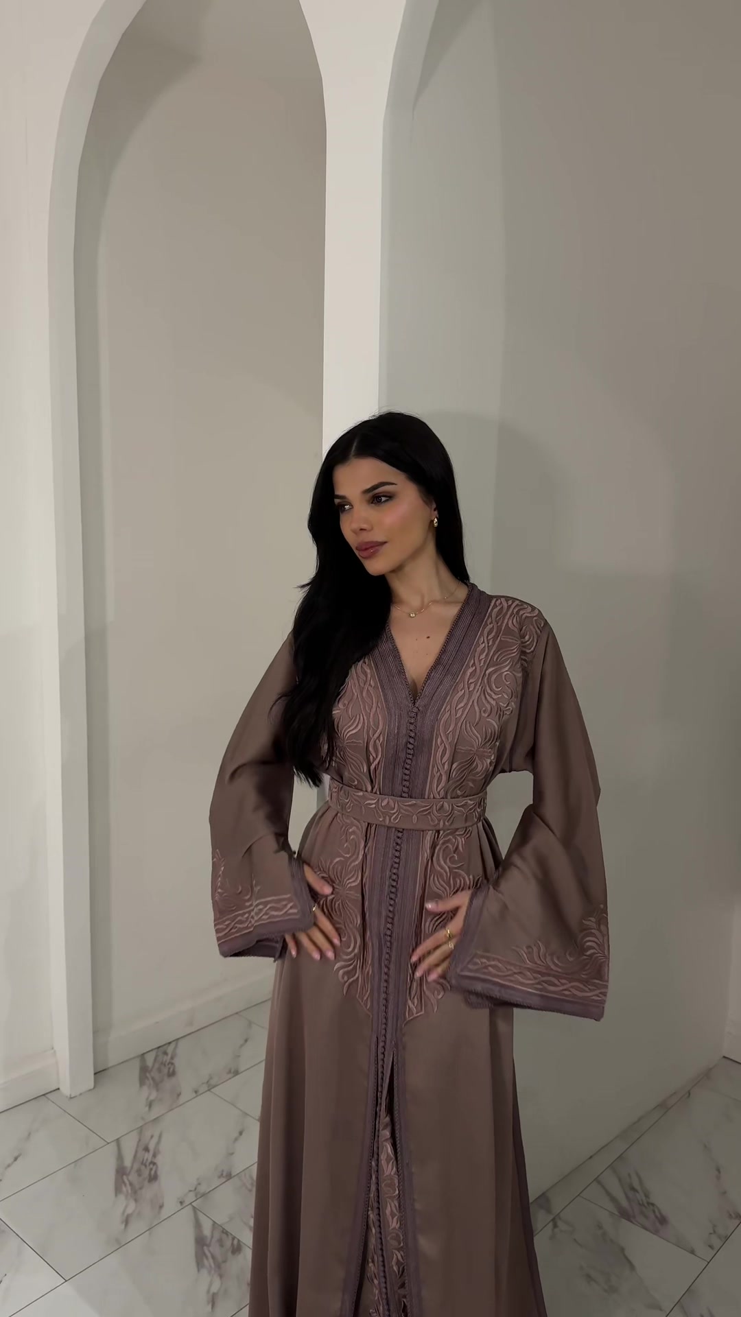 @aroussacollection