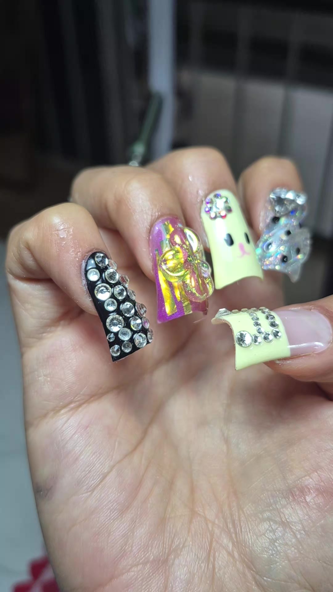 @MONKIKI
