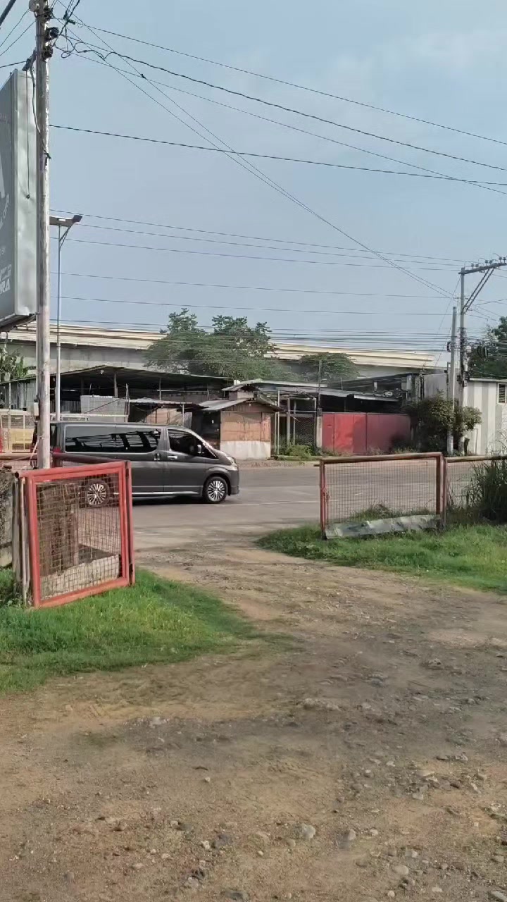 @Andre's Auto Accessories