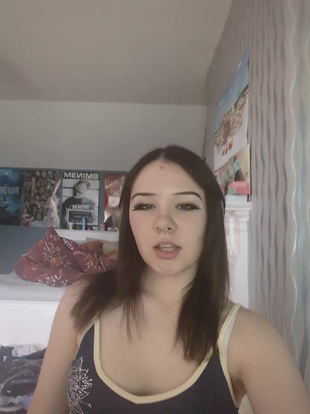 @𝙻𝚞𝚌𝚢