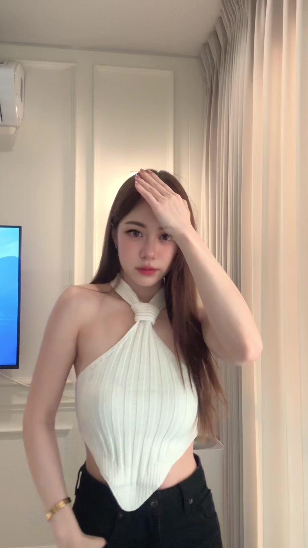 @Memibae อ่านว่ามีมี่แบ้