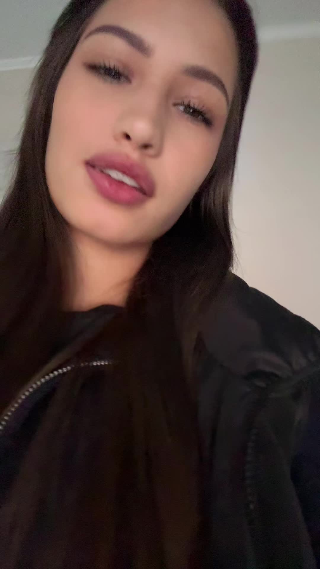 @VI