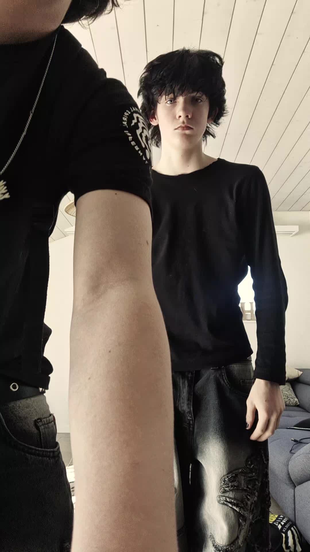 @Ⓐ𝒦𝒾.𝓂Ⓐ