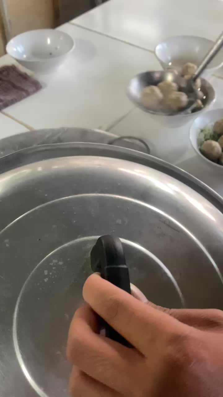 @V ɪ ɴ ᴢ.